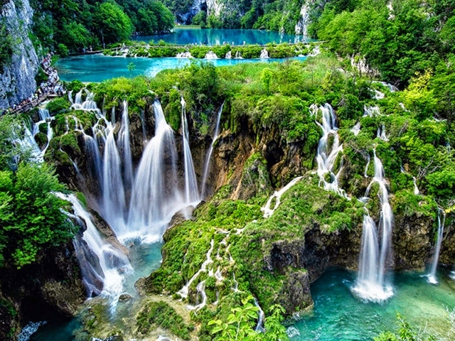 Плитвицкие озера -визитная карточка Хорватии