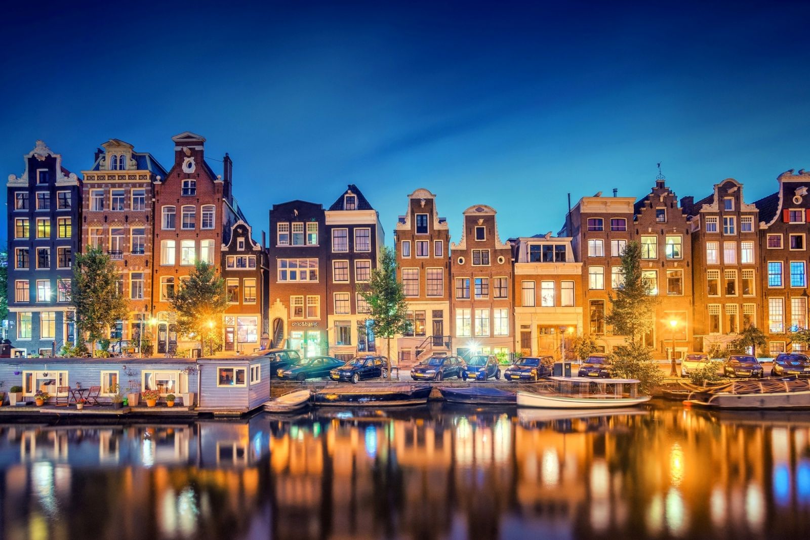 Обзорная пешеходная экскурсия по Амстердаму с круизом на кораблике