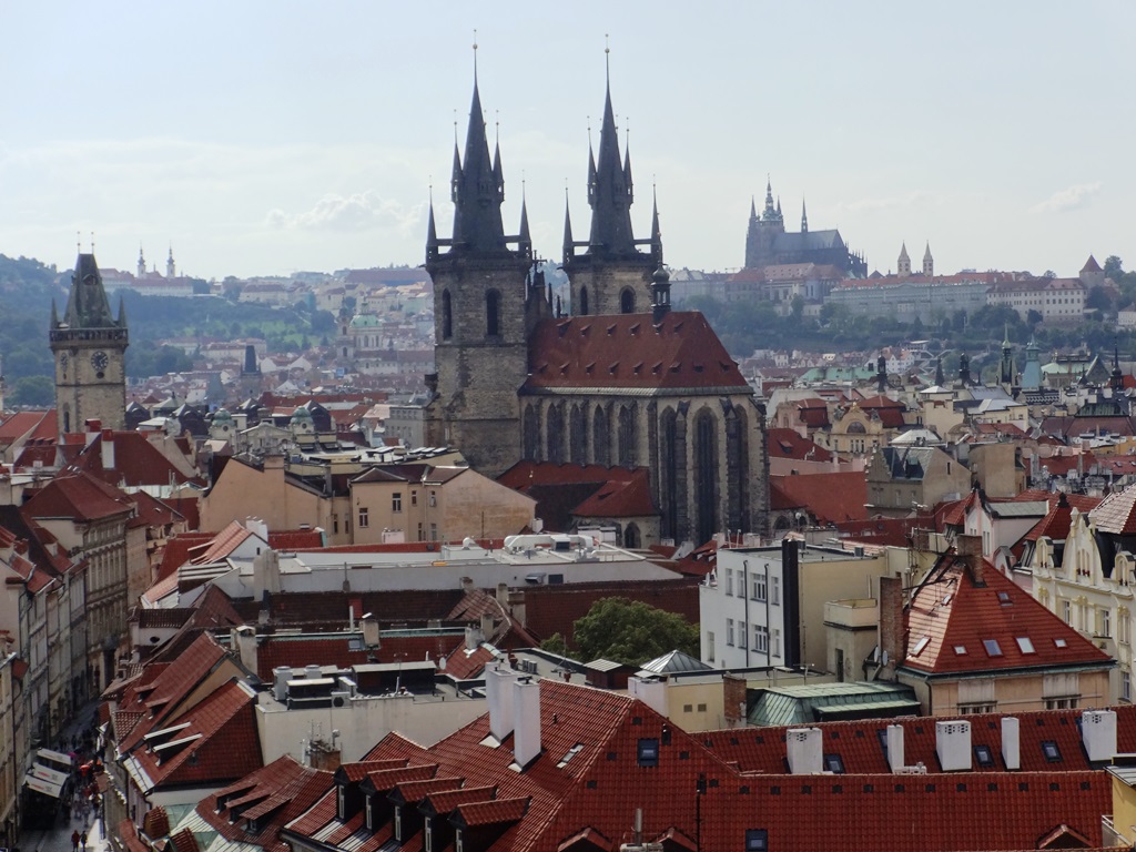 Средневековая Прага сверху вниз. 