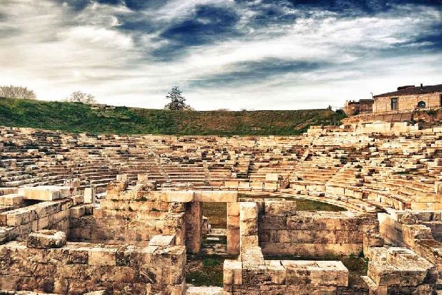 Лариса - самый древний город планеты. Город с эпохи Неолита