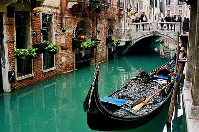 Литературно-художественная прогулка «Венецианские тайны»: Венеция, Сан-Микеле, аббатство Помпоза