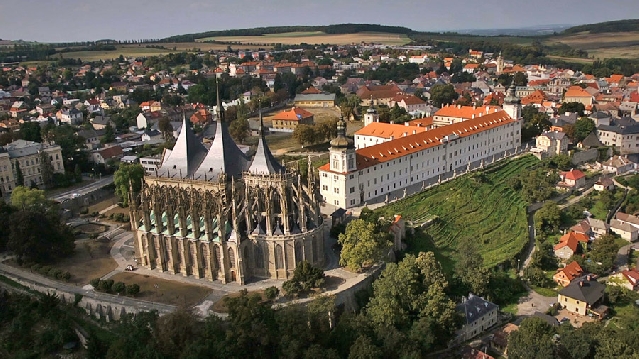 Экскурсия из Праги в Кутну Гору и Костницу