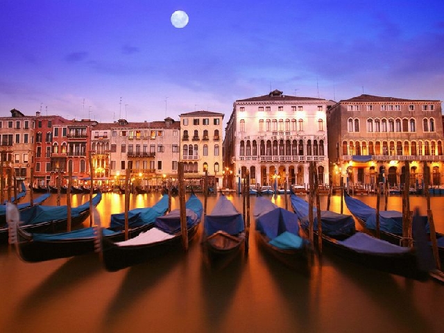 Ночная Венеция: пешком и по воде в компании коренного венецианца