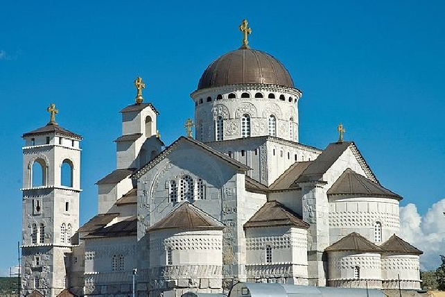 Три монастыря: Цетинье, Острог и Дайбабе