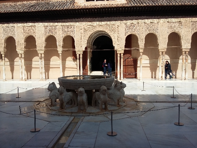 экскурсии-Гранада-Альгамбра