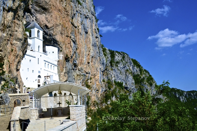 Монастырь Острог и Центральная Черногория (Подгорица, Бар или Цетинье и Цетинский монастырь)