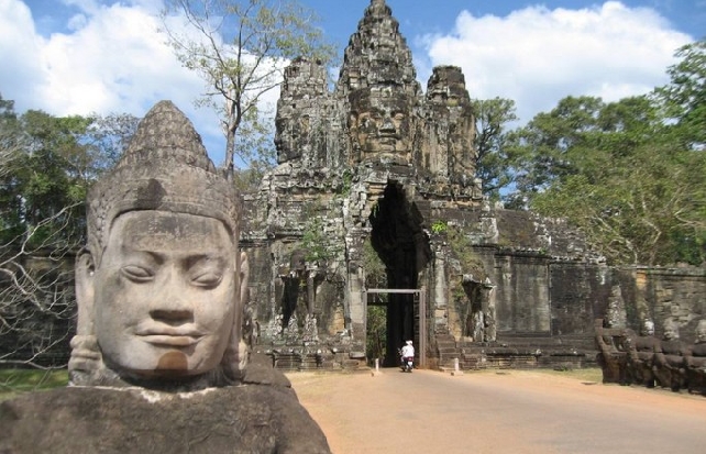 Храмы Ангкора и стрит-тур по Сием Рипу