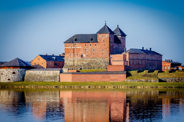 Средневековая крепость Хямеэнлинна