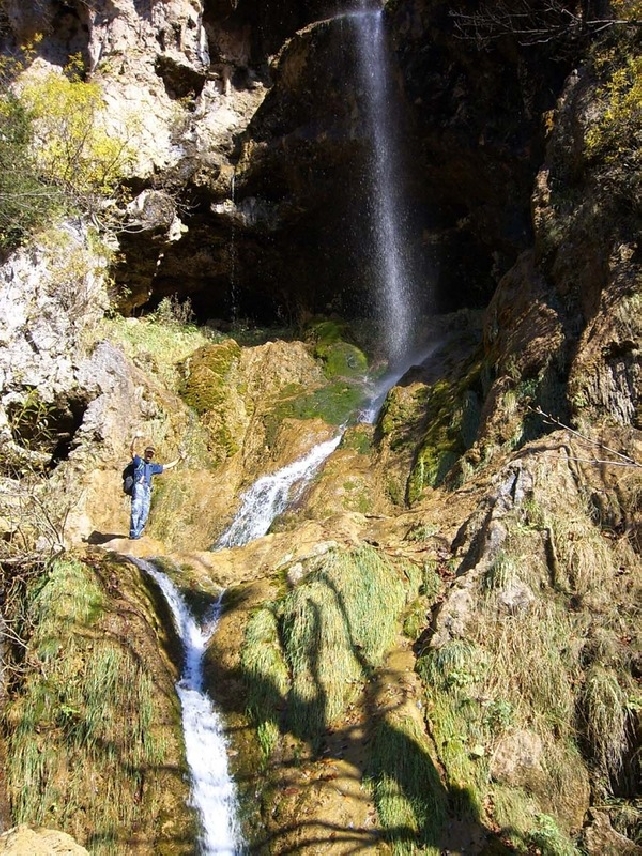 Монахова пещера, Монахов водопад, гора Монахова. Мезмай - Гуамка.