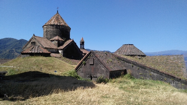 Поездка на север Армении к монастырям Ахпат и Санаин с ночевкой в селе Ахпат