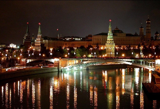 «Огни большого города»  (автобусная экскурсия по вечерней  Москве)