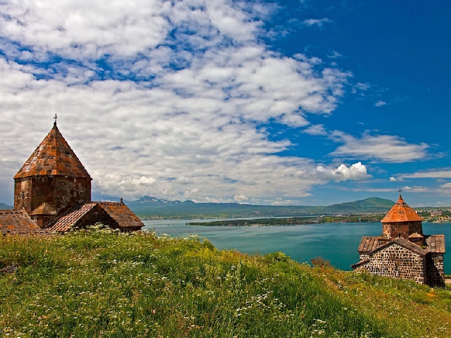 Жемчужина Севан и маленькая Швейцария в Армении