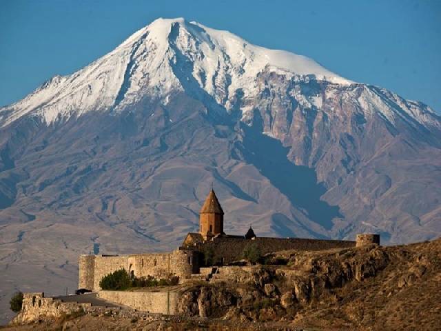Библейская гора Арарат, Монастырь Хор Вирап, Арени, Нораванк