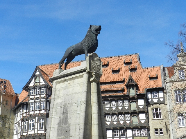 Брауншвайг - город науки, одного льва и пяти городов.