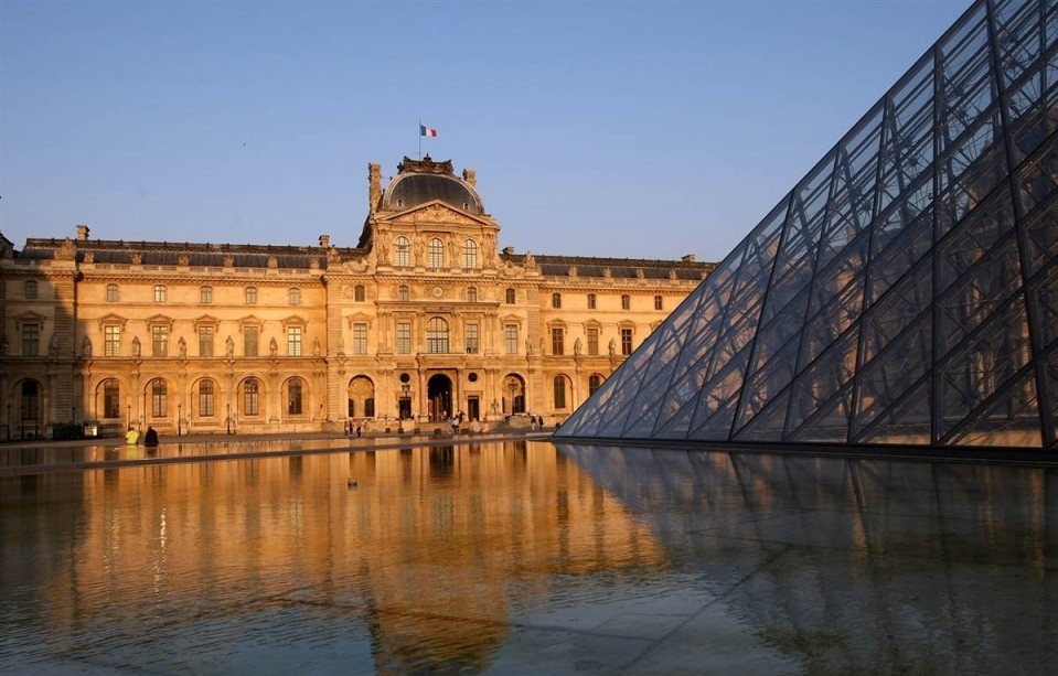 Лувр — один из старейших музеев мира
