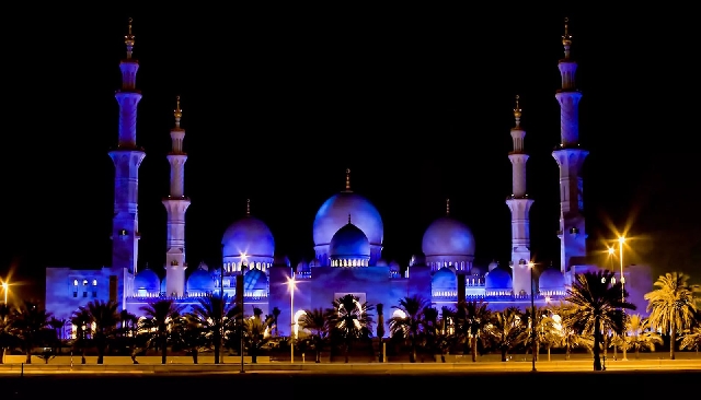 Вечерняя поездка в Мечеть имени Шейха Заеда