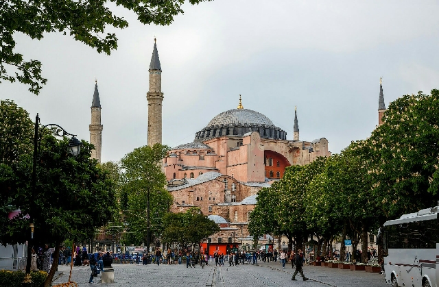 Старый город и обзорная экскурсия по азиатскому Стамбулу. Транспорт включён