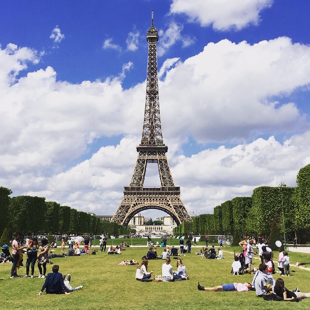 «Париж – пересекая столетия» – большая прогулка по Парижу  5-6 часов.