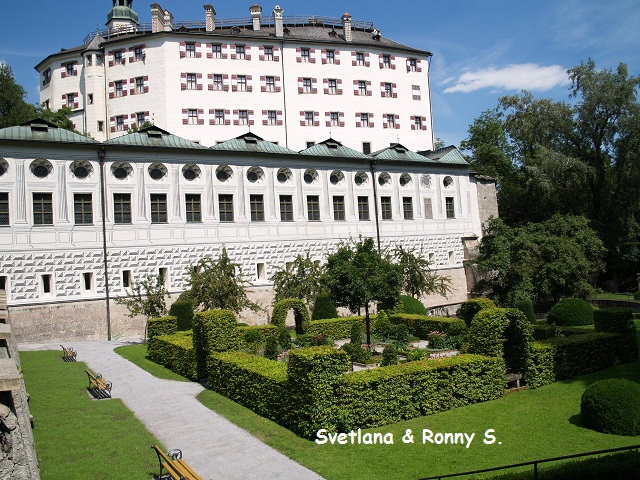 Замок Амбрас (Schloss Ambras)