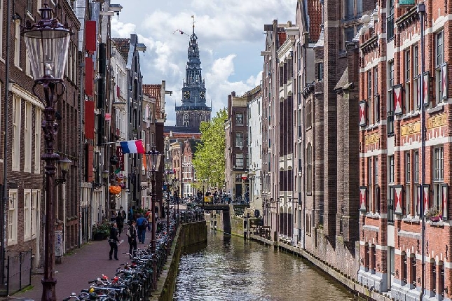 Амстердам для своих: старая сторона. Китайский и Еврейский кварталы, Ластаж