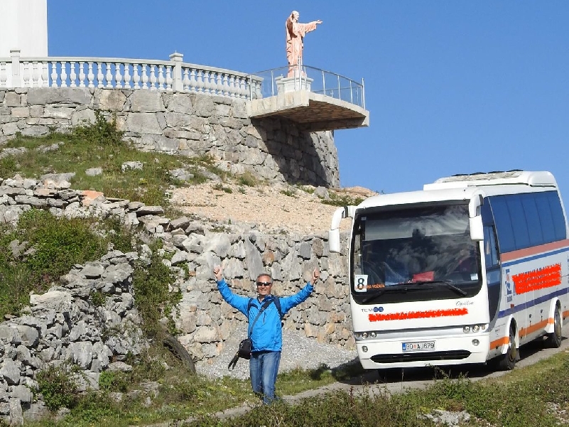 Сопровождение гидом автобусных групп по Черногории