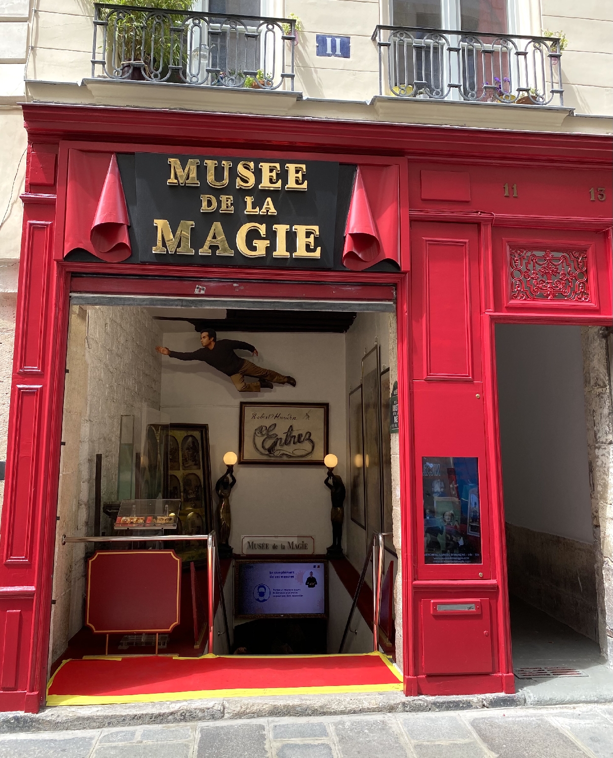 Музей магии и автоматов в Париже