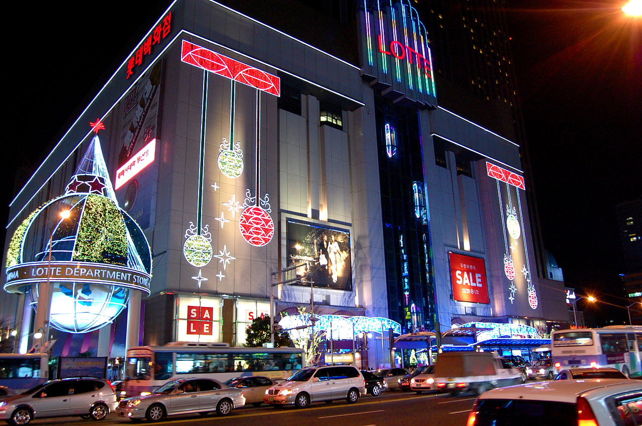 fn tour Шоппинг Lotte Department Store(Jamsil)+ Lotte World Amusement Park (Day- Pass Ticket) 