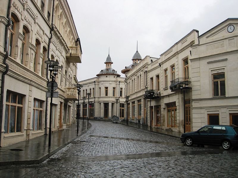 Горы и море