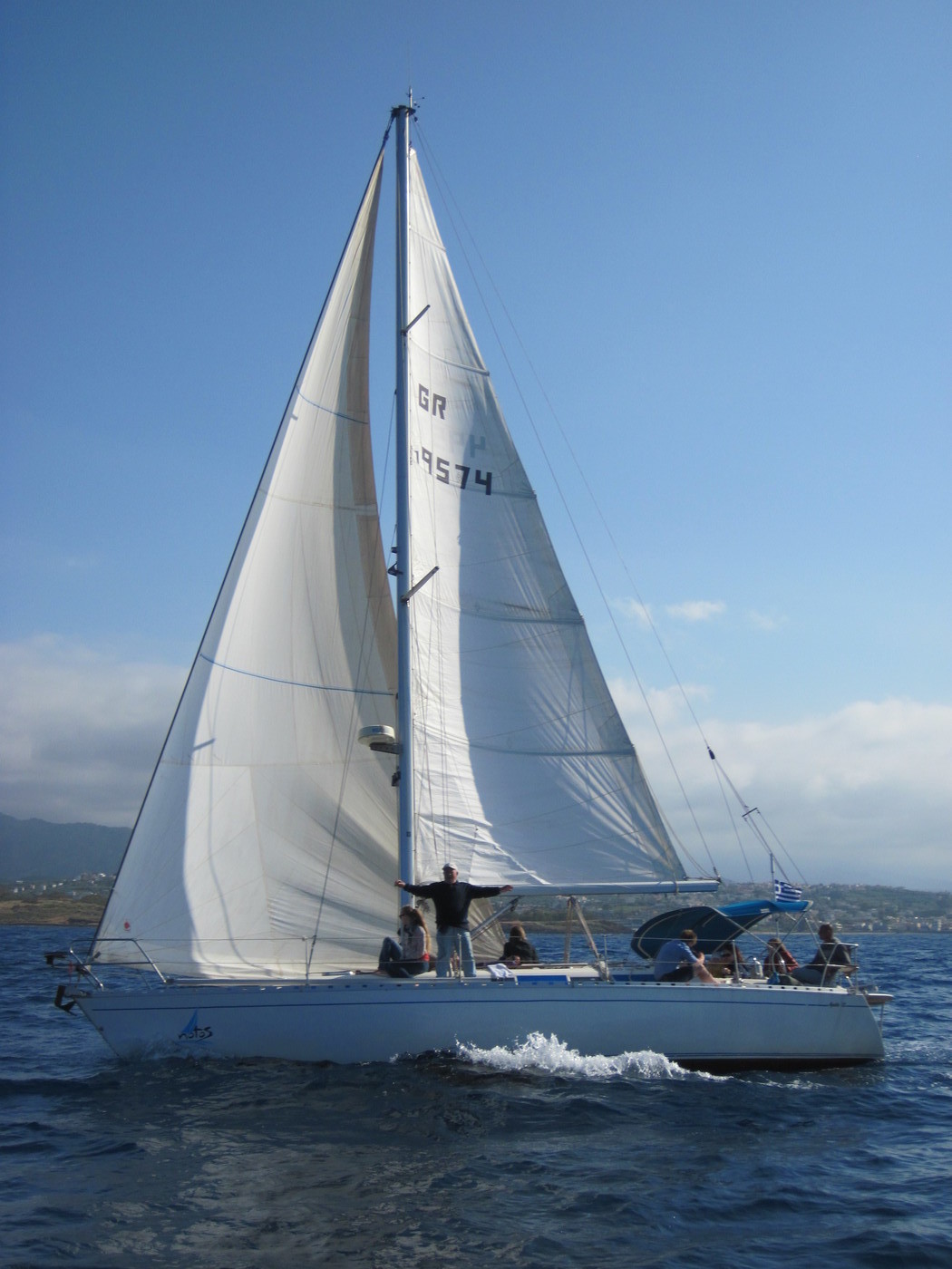 Прогулка на парусной яхте