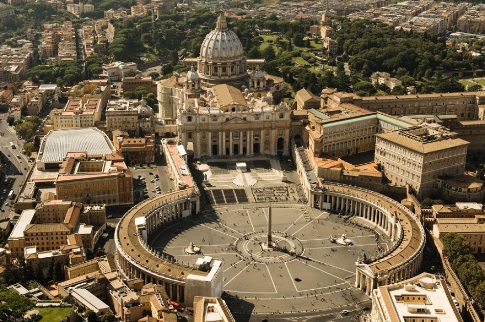 Ватикан -  религия и власть