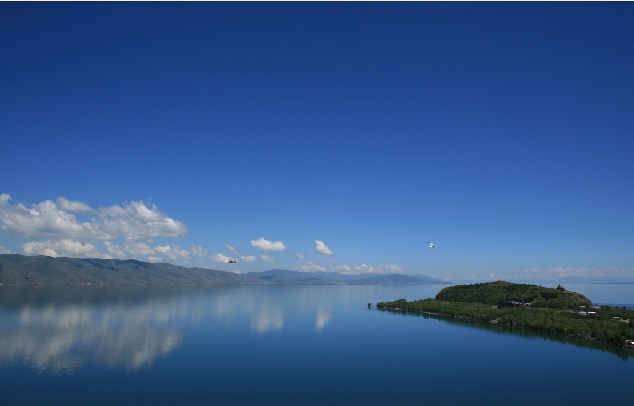 Норатус-Севанаванк-Озеро Севан