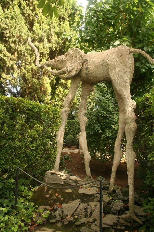 Треугольник Дали