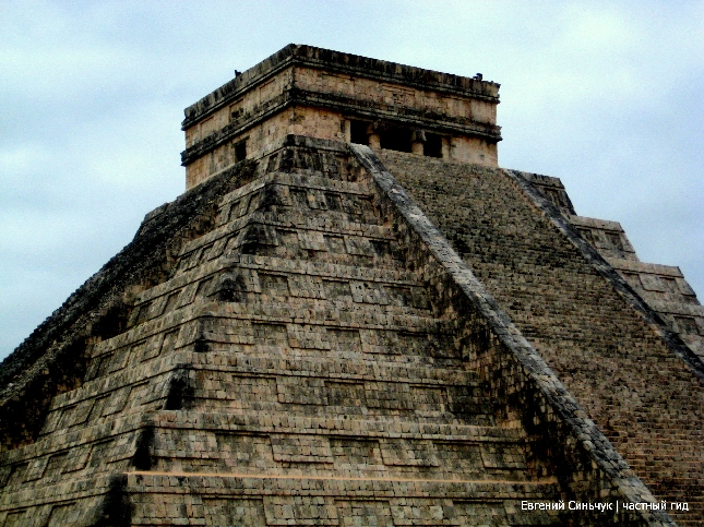 Чичен Ица, сеноте Ик Киль, колониальный город Вальядолид и фабрика-музей текилы
