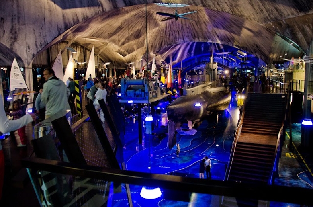 ГИДРОГАВАНЬ ДЛЯ САМОЛЁТОВ