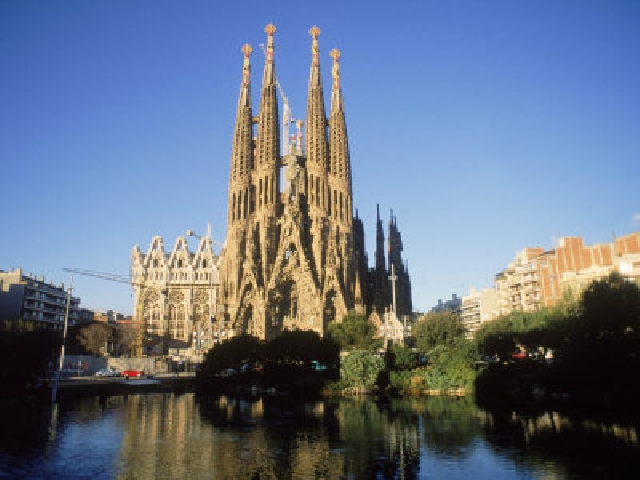 Каталонский модерн и архитектура Антони Гауди