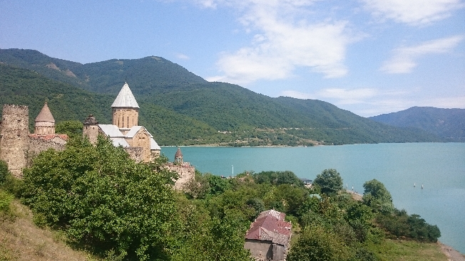 Казбеги-высокогорный рай