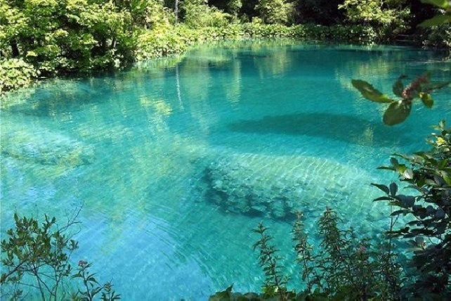 Седмиозерный монастырь и Голубые озера