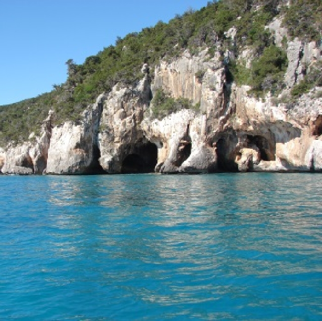 Барабаджия – дикий район Сардинии. Гроты Буэ-Марино