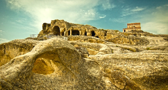 Гори, Родина Сталина и наскальный город Уплисцихе
