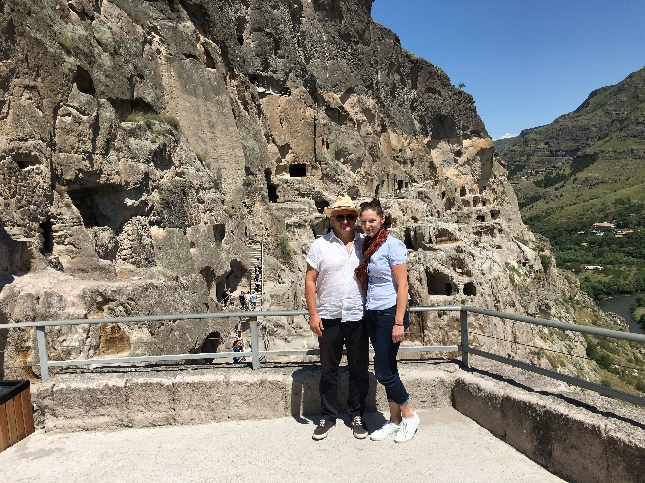 Город в скале - Вардзия