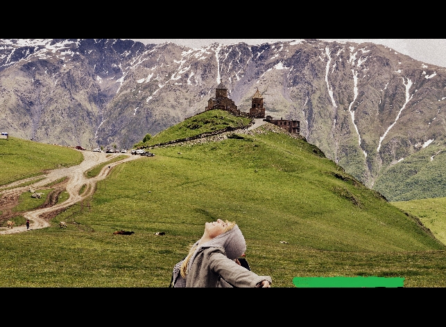 Поездка к заснеженной вершине горы Казбек