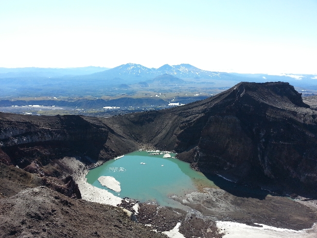 Восхождение на вулкан Горелый