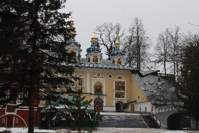 Малые города Псковской земли. Печоры и Изборск.
