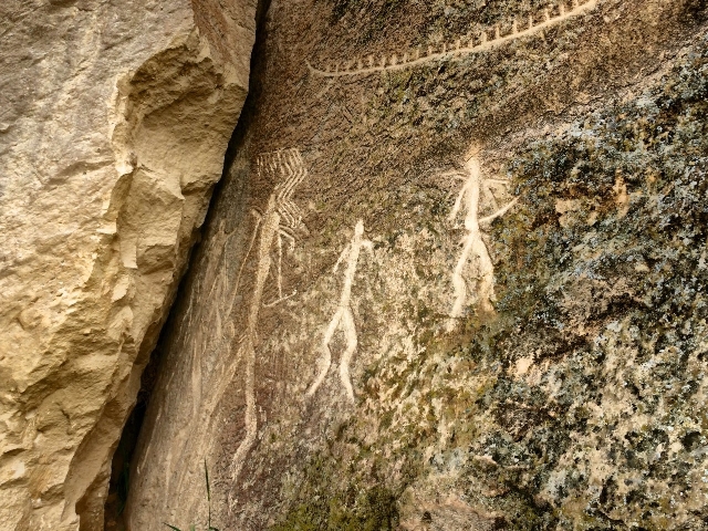 Экскурсия в заповедник «Гобустан»