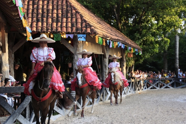 Парк Шкарет — вся Мексика за один день!