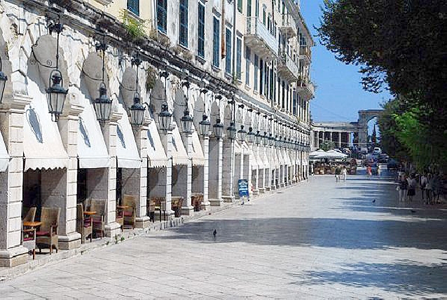 Для тех кто совершает морской круиз с заходом на Корфу.