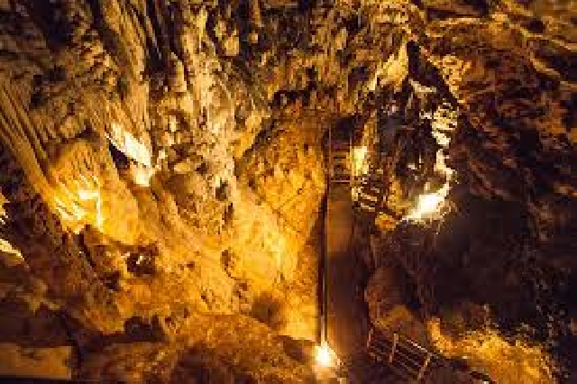 Воронцовские пещеры - царство Аида! 