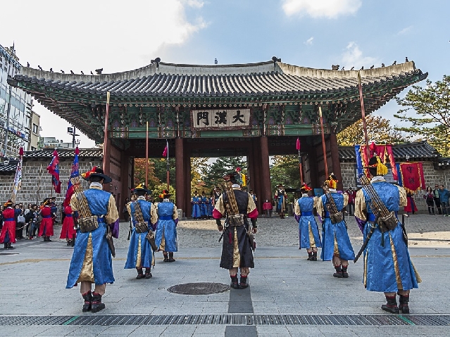 Прогулка по историческим местам Сеула