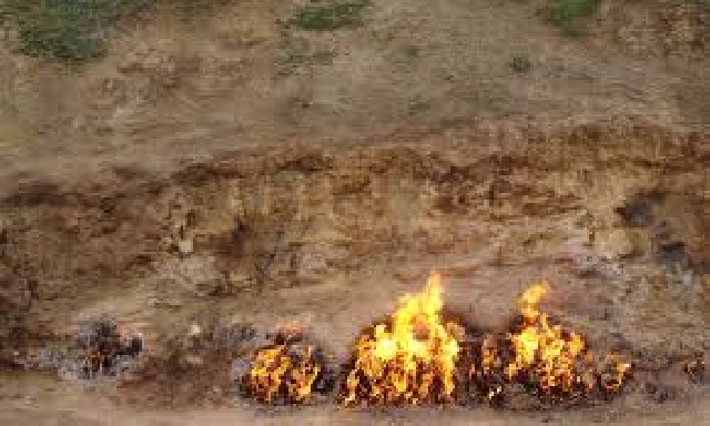 Чудо природы Янардаг Горящая Гора