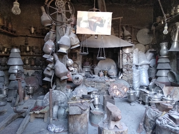 Тур в Лагич: ремесленный центр средних веков!